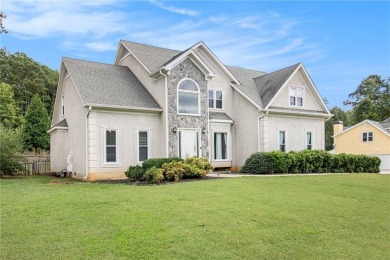 Discover your perfect retreat in this beautiful 4-bedroom, 3 on Canongate On White Oak Golf Course in Georgia - for sale on GolfHomes.com, golf home, golf lot