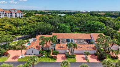 DESIRABLE SINGLE-STORY 3BR/2BA COURTYARD HOME WITH PRIVATE on The Boca Country Club in Florida - for sale on GolfHomes.com, golf home, golf lot