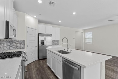 BEAUTIFUL SPARKLING POOL & MOUNTAIN VIEWS! COME SEE THIS on Falls Golf Course in Nevada - for sale on GolfHomes.com, golf home, golf lot