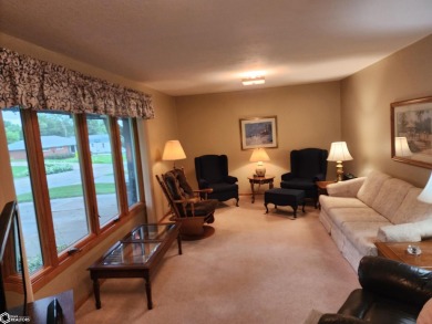 Incredibly clean 3-bedroom ranch-style home located on on Ida Grove Country Club in Iowa - for sale on GolfHomes.com, golf home, golf lot