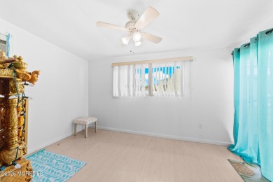Welcome to the desirable Clearbrook 55+ community, where easy on Rossmoor Golf Club in New Jersey - for sale on GolfHomes.com, golf home, golf lot