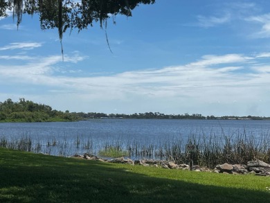 Recent Renovations make this 2 bedroom 2 bath,1987 Palm Harbor on Lake Henry Golf Club in Florida - for sale on GolfHomes.com, golf home, golf lot