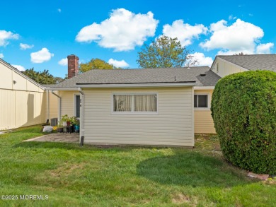 Welcome to the desirable Clearbrook 55+ community, where easy on Rossmoor Golf Club in New Jersey - for sale on GolfHomes.com, golf home, golf lot