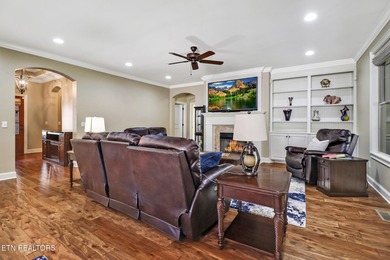 Welcome home to this beautiful 3-bedroom, 2.5-bath brick and on Heatherhurst Golf Course in Tennessee - for sale on GolfHomes.com, golf home, golf lot