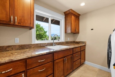 Welcome to one of the most stunning homes on the Rogue Valley on Rogue Valley Country Club in Oregon - for sale on GolfHomes.com, golf home, golf lot
