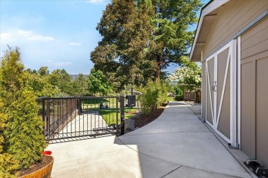 Welcome to one of the most stunning homes on the Rogue Valley on Rogue Valley Country Club in Oregon - for sale on GolfHomes.com, golf home, golf lot