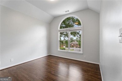 This well-maintained, move-in-ready home in the Glens section of on Horseshoe Bend Country Club in Georgia - for sale on GolfHomes.com, golf home, golf lot