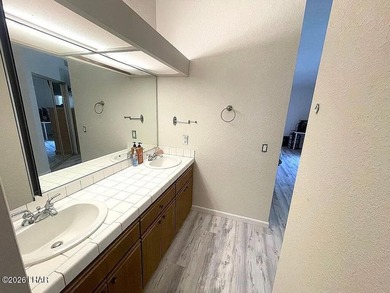 Desirable end unit at Stonebridge golf course community! on London Bridge Golf Course in Arizona - for sale on GolfHomes.com, golf home, golf lot