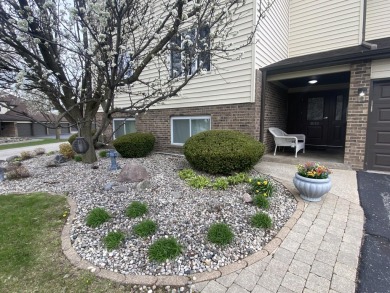 Enjoy stunning Lake views from this 3 bedroom and 2 bath condo on Lake of Four Seasons Country Club in Indiana - for sale on GolfHomes.com, golf home, golf lot