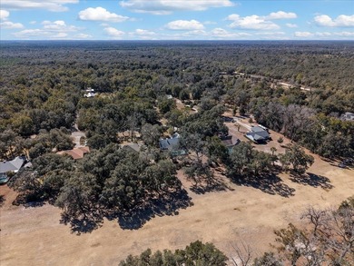 Welcome to this spacious and inviting 3/2.5 home offering almost on Chiefland Golf and Country Club in Florida - for sale on GolfHomes.com, golf home, golf lot