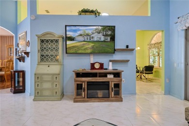 THIS 3 BEDROOM 2 BATH CBS HOME IS ON A CORNER LOT. HAS LARGER on Royal Oaks Golf Club in Florida - for sale on GolfHomes.com, golf home, golf lot