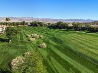 Beautiful golf-course home with stunning views! This 3-bedroom on Heritage Palms Golf Club in California - for sale on GolfHomes.com, golf home, golf lot