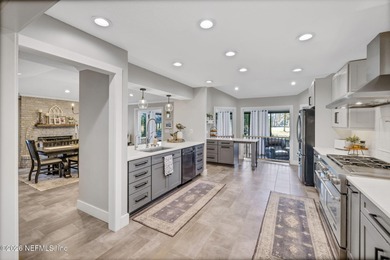 Beautifully updated home in the older section of Magnolia Point! on Magnolia Point Golf and Country Club in Florida - for sale on GolfHomes.com, golf home, golf lot