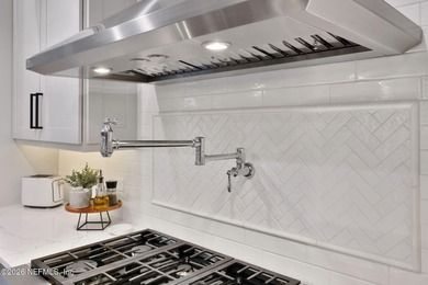 Beautifully updated home in the older section of Magnolia Point! on Magnolia Point Golf and Country Club in Florida - for sale on GolfHomes.com, golf home, golf lot