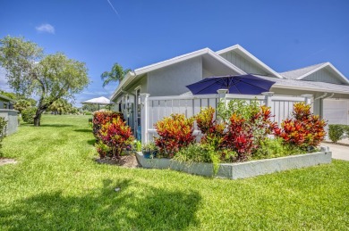 This beautifully updated villa, located in the highly on Heritage Ridge Golf Club in Florida - for sale on GolfHomes.com, golf home, golf lot