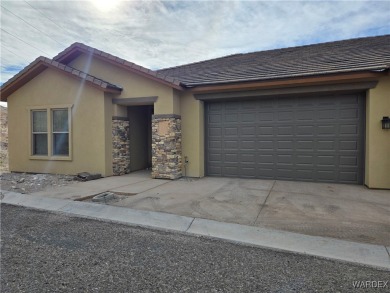 1464 Sq Ft/ 2 BEDROOMS 2 BATHROOMS  2-CAR GARAGE:    The on Laughlin Ranch Golf Club in Arizona - for sale on GolfHomes.com, golf home, golf lot