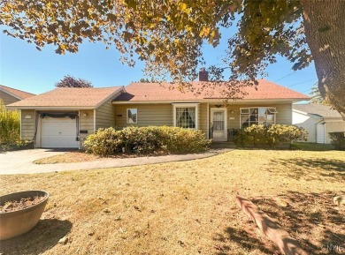 With an extra deep backyard up against the golf course, you'll on Twin Ponds Golf and Country Club in New York - for sale on GolfHomes.com, golf home, golf lot