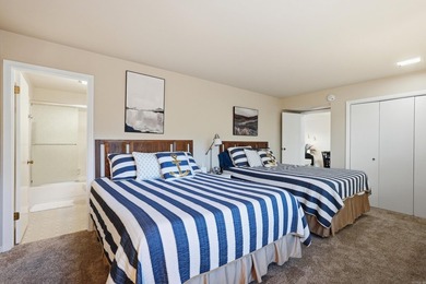 Welcome to this gorgeously remodeled Cliffside Lodge condo with on  in Arkansas - for sale on GolfHomes.com, golf home, golf lot