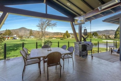 Stunning Custom Golf course property overlooking the 11th hole on Rogue Valley Country Club in Oregon - for sale on GolfHomes.com, golf home, golf lot