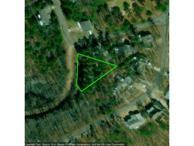 This beautiful, rural lot in Holiday Island, Arkansas on Holiday Island Golf Course in Arkansas - for sale on GolfHomes.com, golf home, golf lot