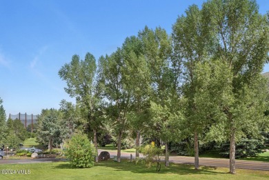 Natural light pours into this serene Scandinavian-inspired on Eagle Vail Golf Course in Colorado - for sale on GolfHomes.com, golf home, golf lot