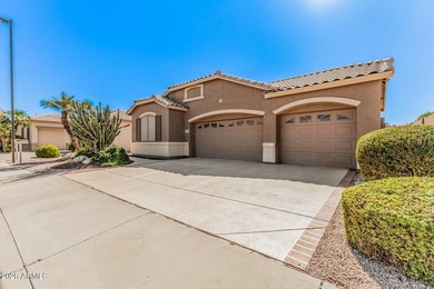 Dreaming of a beautifully remodeled kitchen? Your dream just on Arizona Traditions Golf Club in Arizona - for sale on GolfHomes.com, golf home, golf lot