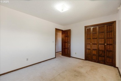 This beautifully built one-level home sits peacefully on the on Gresham Golf Course in Oregon - for sale on GolfHomes.com, golf home, golf lot