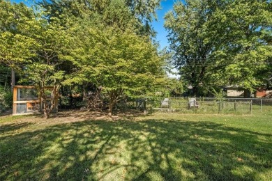 Completely updated & move-in ready in Country Club Gardens, just on Country Club of Blue Springs in Missouri - for sale on GolfHomes.com, golf home, golf lot