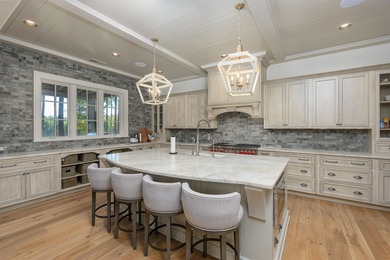 Located in beautiful Reynolds Lake Oconee, this elegantly on Reynolds Lake Oconee - The Oconee in Georgia - for sale on GolfHomes.com, golf home, golf lot