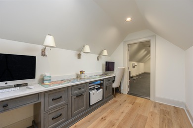 Located in beautiful Reynolds Lake Oconee, this elegantly on Reynolds Lake Oconee - The Oconee in Georgia - for sale on GolfHomes.com, golf home, golf lot