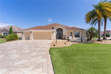 ~CUSTOMIZED EXPANDED 3/2 LANTANA~~ LAP POOL~~EXPANDED on Pennbrooke Fairways in Florida - for sale on GolfHomes.com, golf home, golf lot