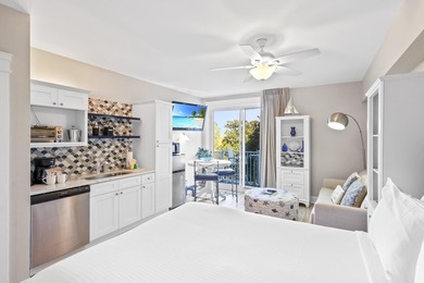 Guests & owners alike will adore this charming renovated studio on Sandestin Golf and Beach Resort - Raven in Florida - for sale on GolfHomes.com, golf home, golf lot