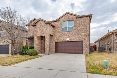 Welcome to this well-maintained 4-bedroom, 3.5-bath two-story on The Golf Club At Champions Circle in Texas - for sale on GolfHomes.com, golf home, golf lot