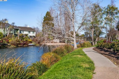 Welcome home to a cute, cozy courtyard designed for your morning on Chuck Corica Golf Complex in California - for sale on GolfHomes.com, golf home, golf lot