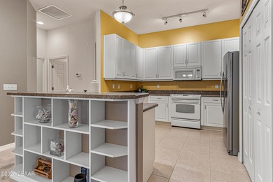 Welcome home to this 2 bedroom, 3 full bath townhome in on Plantation Bay Golf and Country Club in Florida - for sale on GolfHomes.com, golf home, golf lot