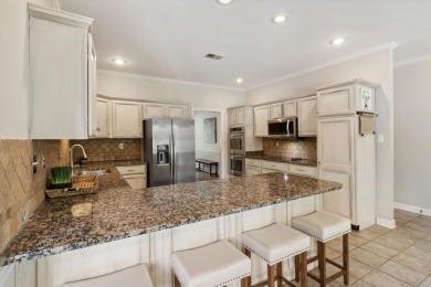 Elegant Well maintained home on spacious corner lot in Highly on Memphis National Golf Club in Tennessee - for sale on GolfHomes.com, golf home, golf lot
