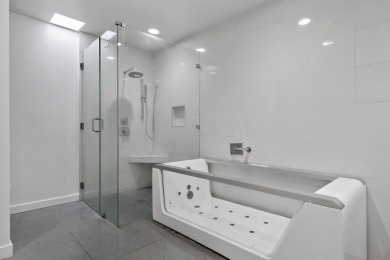 Great price for golf course property!! Single level condo on the on Bermuda Dunes Country Club in California - for sale on GolfHomes.com, golf home, golf lot
