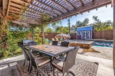 Aggie Game Day Haven!! Step into a one-of-a-kind retreat at 1612 on Texas AandM University Golf Course in Texas - for sale on GolfHomes.com, golf home, golf lot
