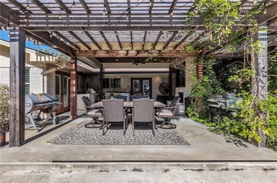 Aggie Game Day Haven!! Step into a one-of-a-kind retreat at 1612 on Texas AandM University Golf Course in Texas - for sale on GolfHomes.com, golf home, golf lot