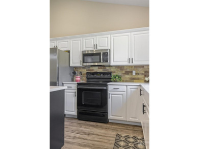 Welcome to this beautifully updated 3-bedroom, 2-bath home on Lakeview Golf Club in Idaho - for sale on GolfHomes.com, golf home, golf lot