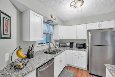 Turnkey, Fully Furnished Golf Course Condo!
Welcome to carefree on Belvedere Country Club in North Carolina - for sale on GolfHomes.com, golf home, golf lot