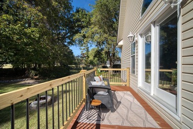 Live where every day feels like a getaway--gated luxury, Lake on Santee-Cooper Country Club in South Carolina - for sale on GolfHomes.com, golf home, golf lot