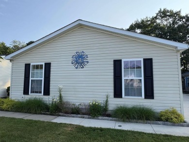 NEW LISTING: On the Golf Course, move in ready 3 Bedroom 2 Full on Mays Landing Golf and Country Club in New Jersey - for sale on GolfHomes.com, golf home, golf lot