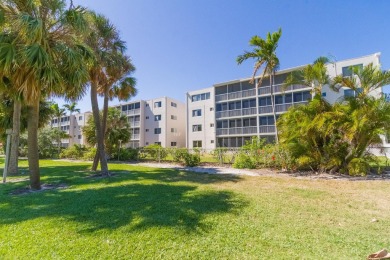 This gorgeous Penthouse unit with ''The Boca Raton''  used to be on Boca Raton Resort and Club in Florida - for sale on GolfHomes.com, golf home, golf lot