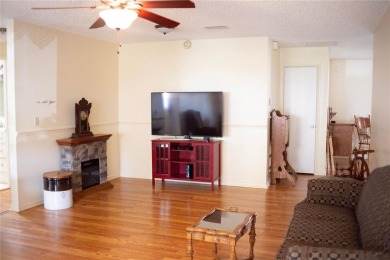 Under contract-accepting backup offers. *Charming  Updated 2-Bed on On Top of the World Golf Course in Florida - for sale on GolfHomes.com, golf home, golf lot