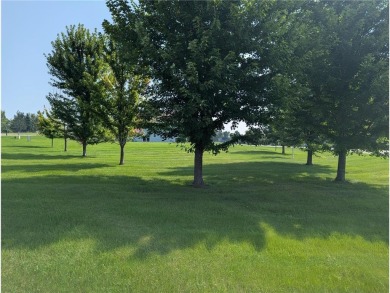 Dreaming of building on a golf course? Here it is the perfect on Minnewaska Golf Club in Minnesota - for sale on GolfHomes.com, golf home, golf lot