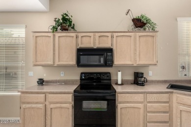 BEST PRICE IN OAKWOOD! Enjoy easy living in this LOCK & LEAVE on Oakwood Golf Club  in Arizona - for sale on GolfHomes.com, golf home, golf lot