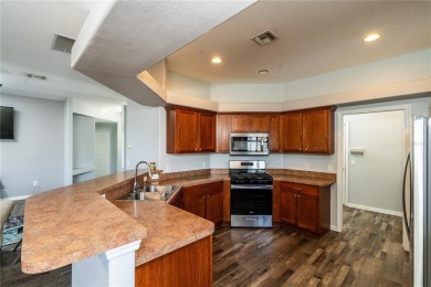 Seller offering $1,500 towards buyer's closing costs and 1-year on Summerglen Country Club in Florida - for sale on GolfHomes.com, golf home, golf lot