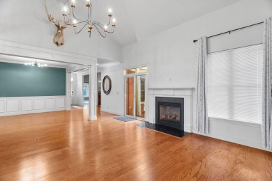 Charming 3BR/2BA Half Duplex in Gated Golf Community - on Ledgestone Country Club and Golf Course in Missouri - for sale on GolfHomes.com, golf home, golf lot