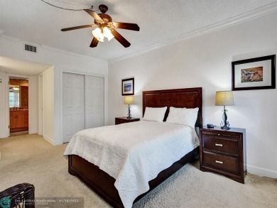 This lovely 1-bedroom, 1.5-bathroom property presents a charming on Palm-Aire Country Club and Resort - The Oaks in Florida - for sale on GolfHomes.com, golf home, golf lot